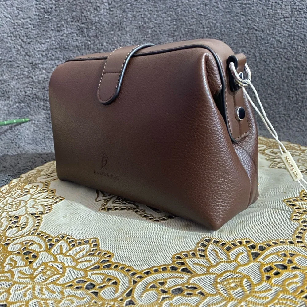 Brown leather bag - Picture 6 of 16